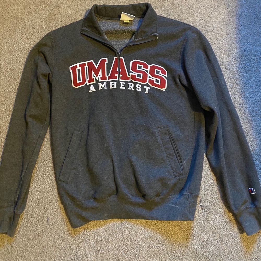 umass quarterzip